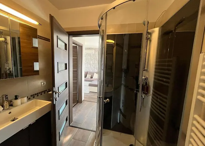 Апартаменты Luxury Wellness Penthouse Шиофок