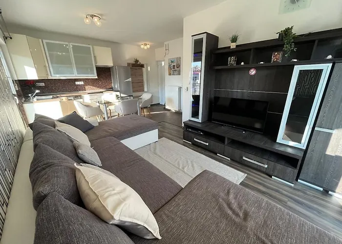 Luxury Wellness Penthouse Apartment Siófok